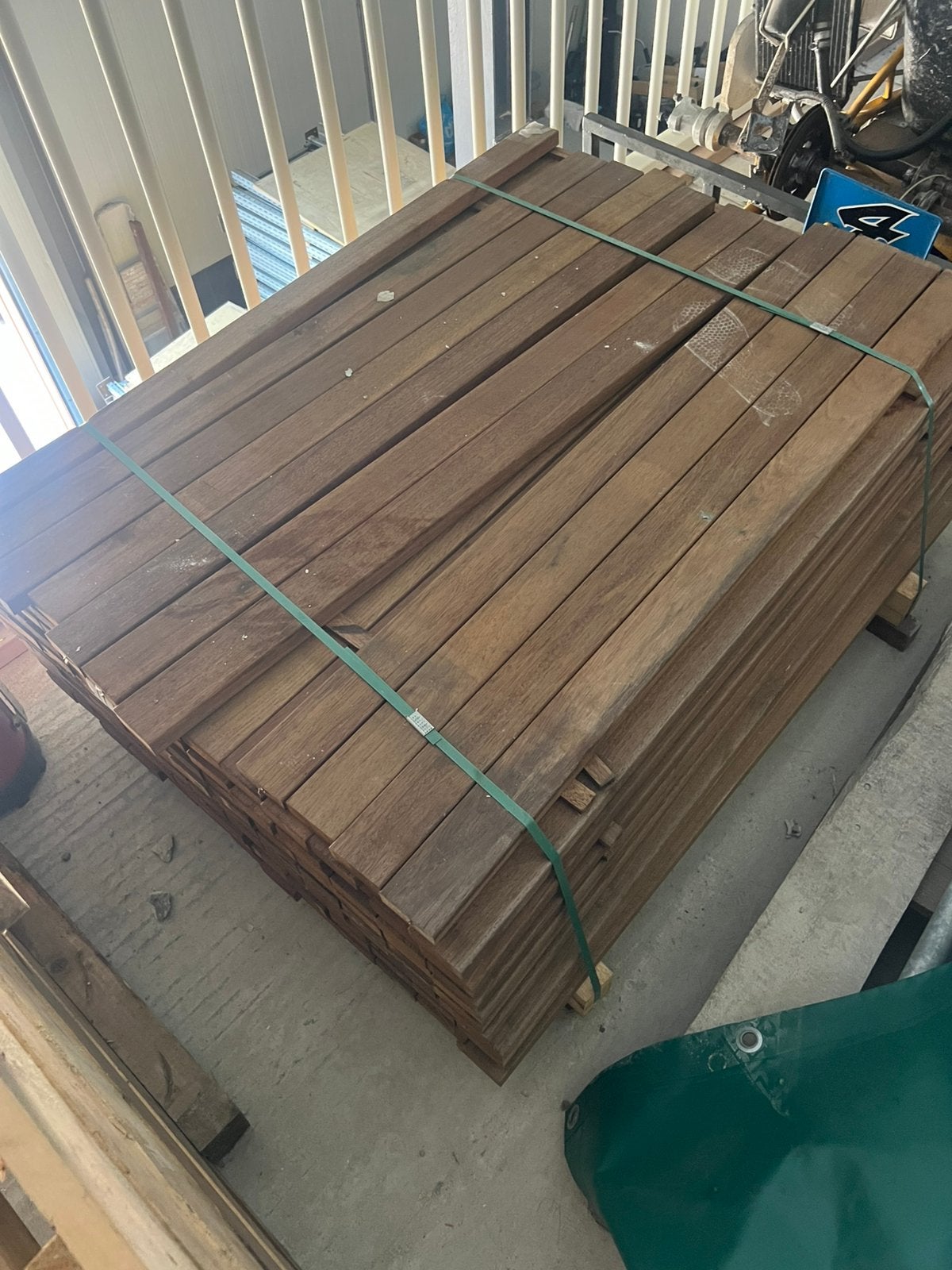 2x pallets hardhouten planken, Ophalen of Verzenden, Zo goed als nieuw, 250 cm of meer, Planken