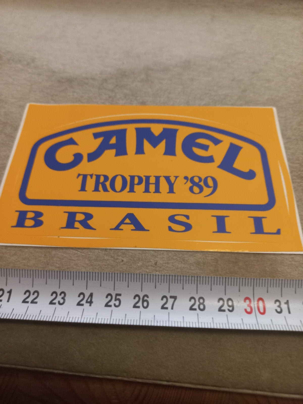 Vintage Camel Trophy '89 Brasil Sticker, Ophalen of Verzenden, Zo goed als nieuw, Auto of Motor