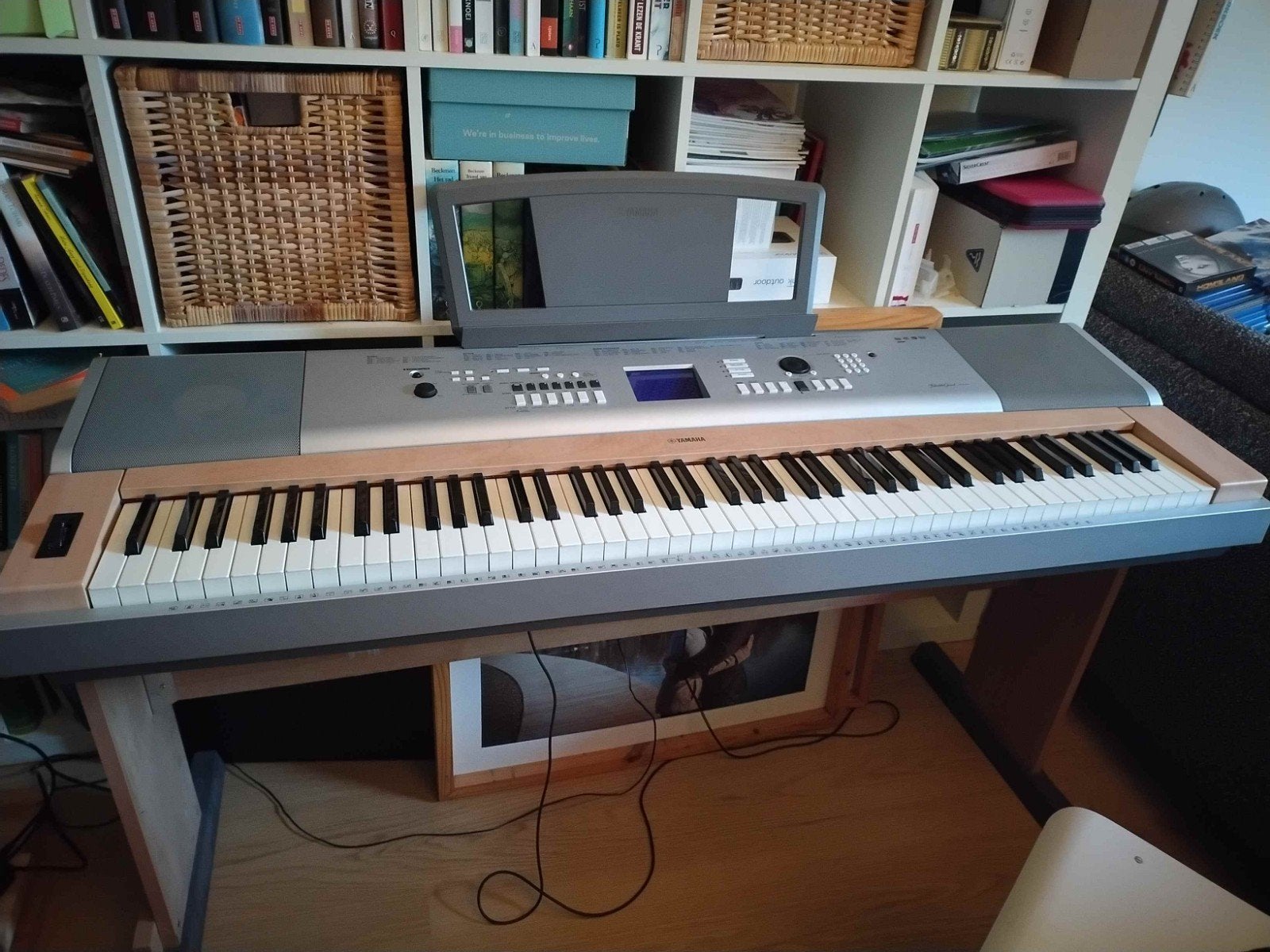 Yamaha DGX-630 Digitale Piano - Goed Als Nieuw + assesoires, Muziek en Instrumenten, Piano's, Ophalen