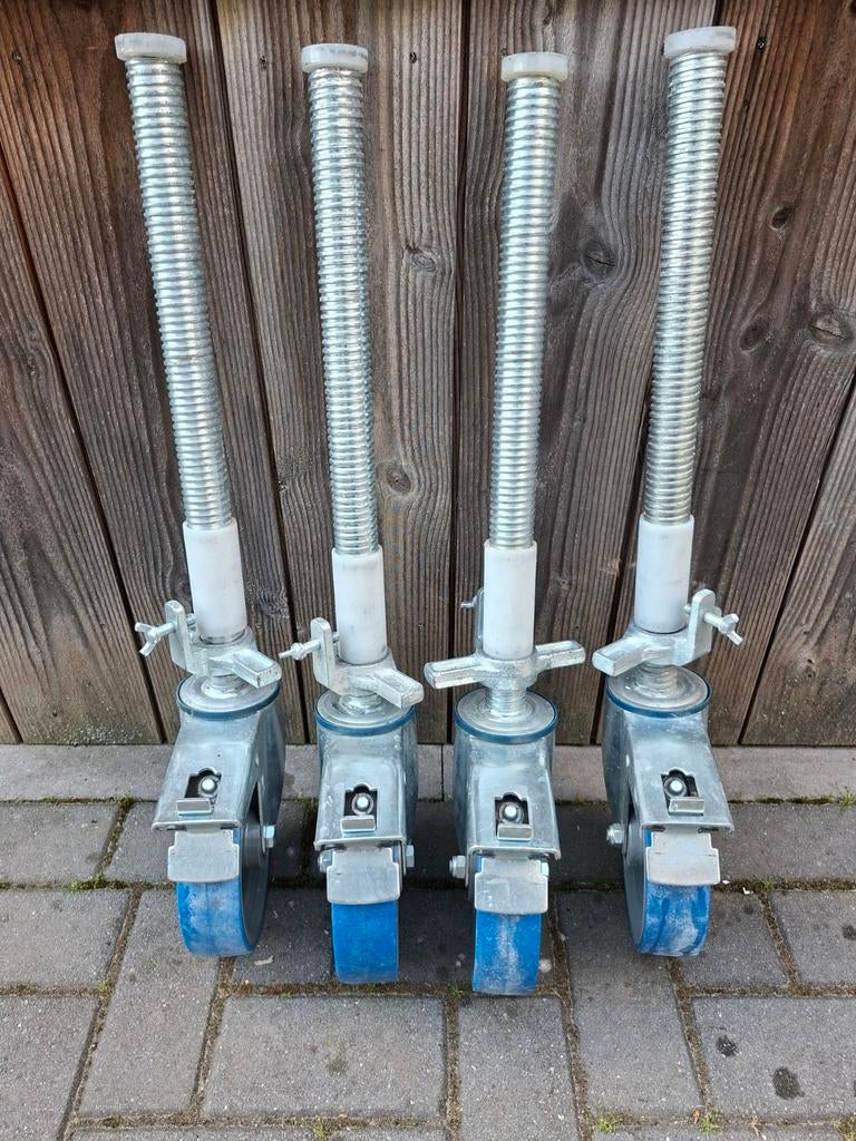 4x Steigerwielen met spindel, Ophalen, Zo goed als nieuw, Rolsteiger of Kamersteiger, Minder dan 2 meter