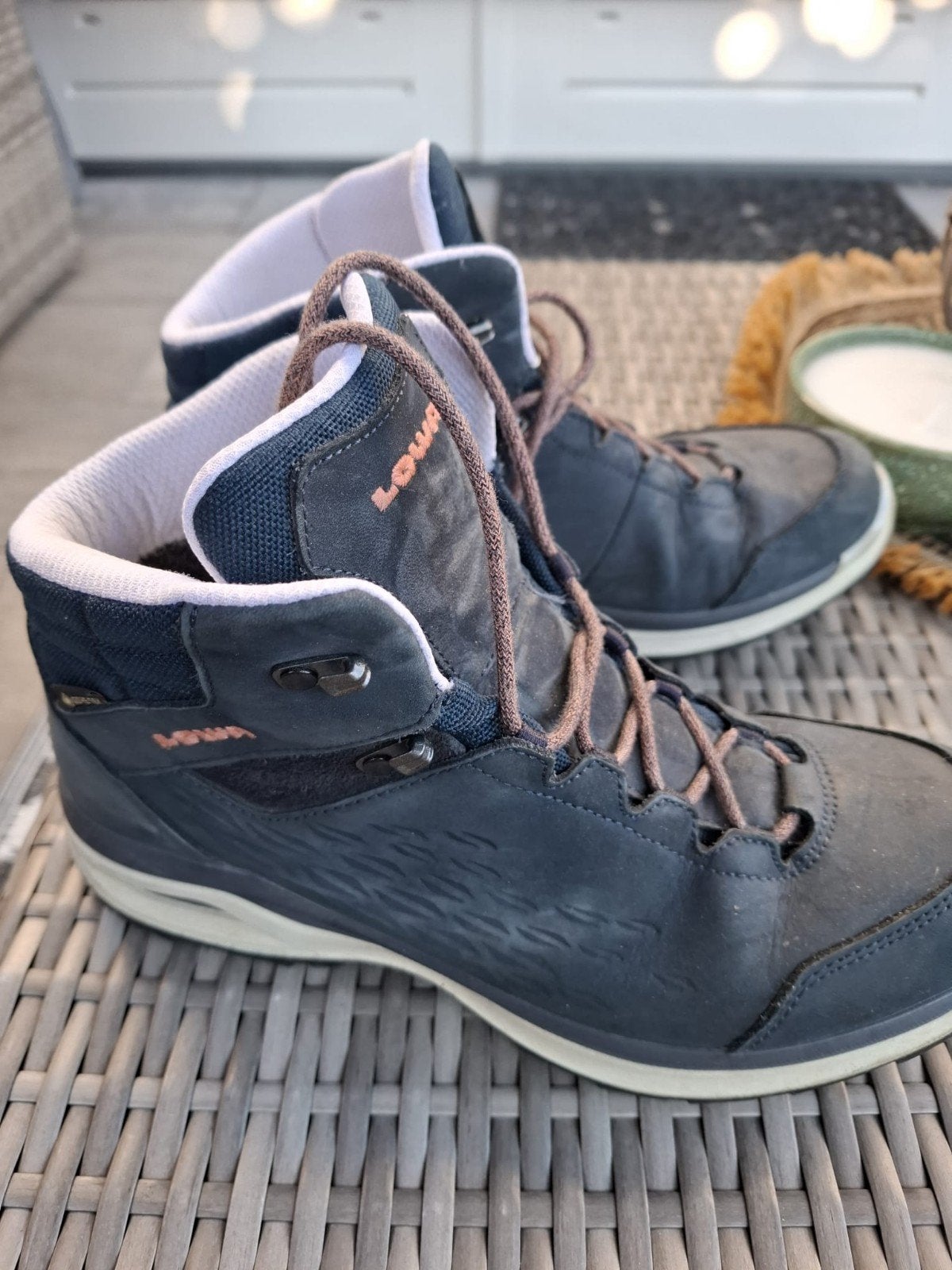 wandelschoenen lowa  maat 41.5, Ophalen, Zo goed als nieuw, Schoenen