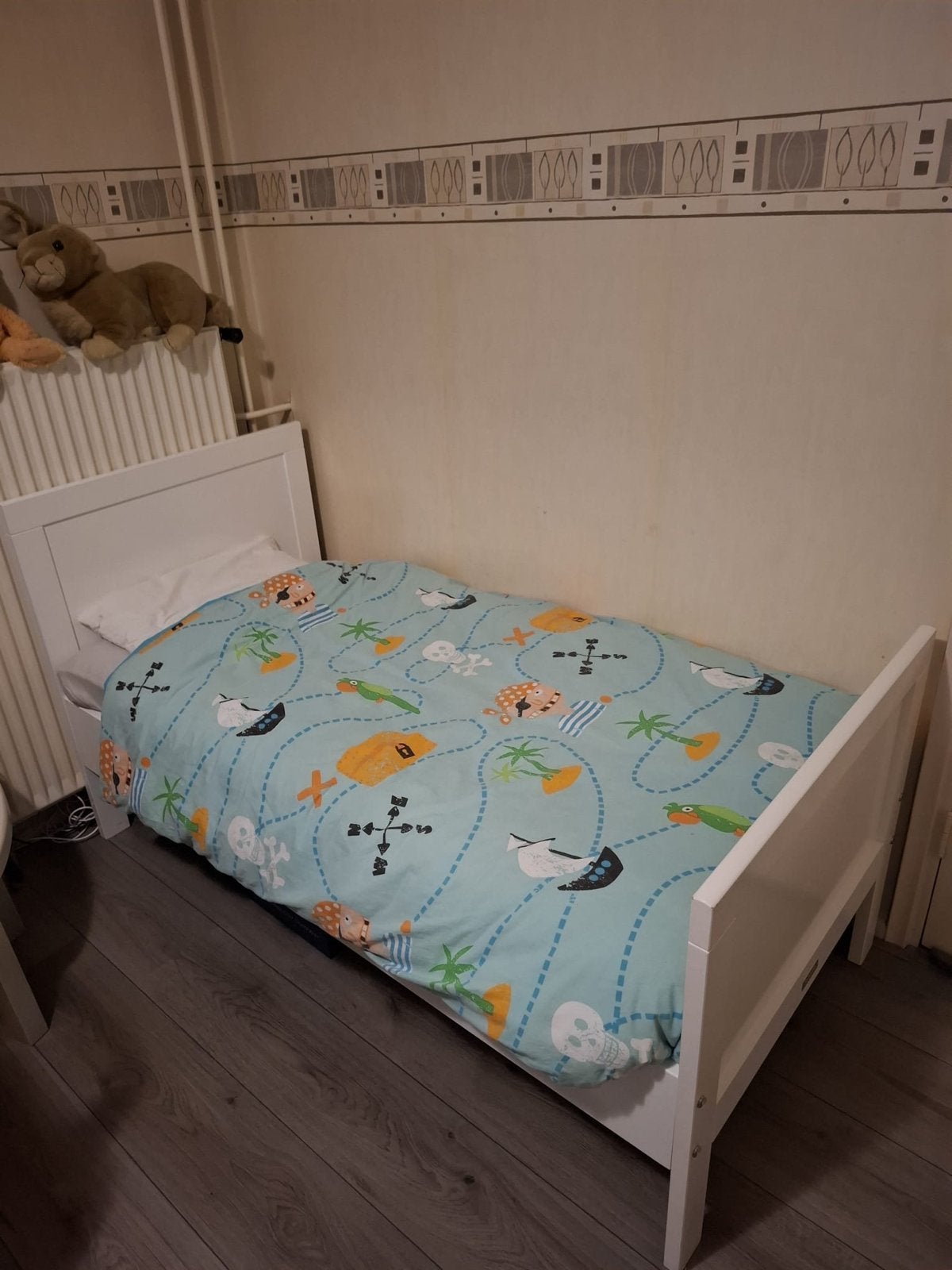Peuterbed met matras - Wit houten kinderbed, Ophalen, Gebruikt, 70 tot 85 cm, 140 tot 160 cm