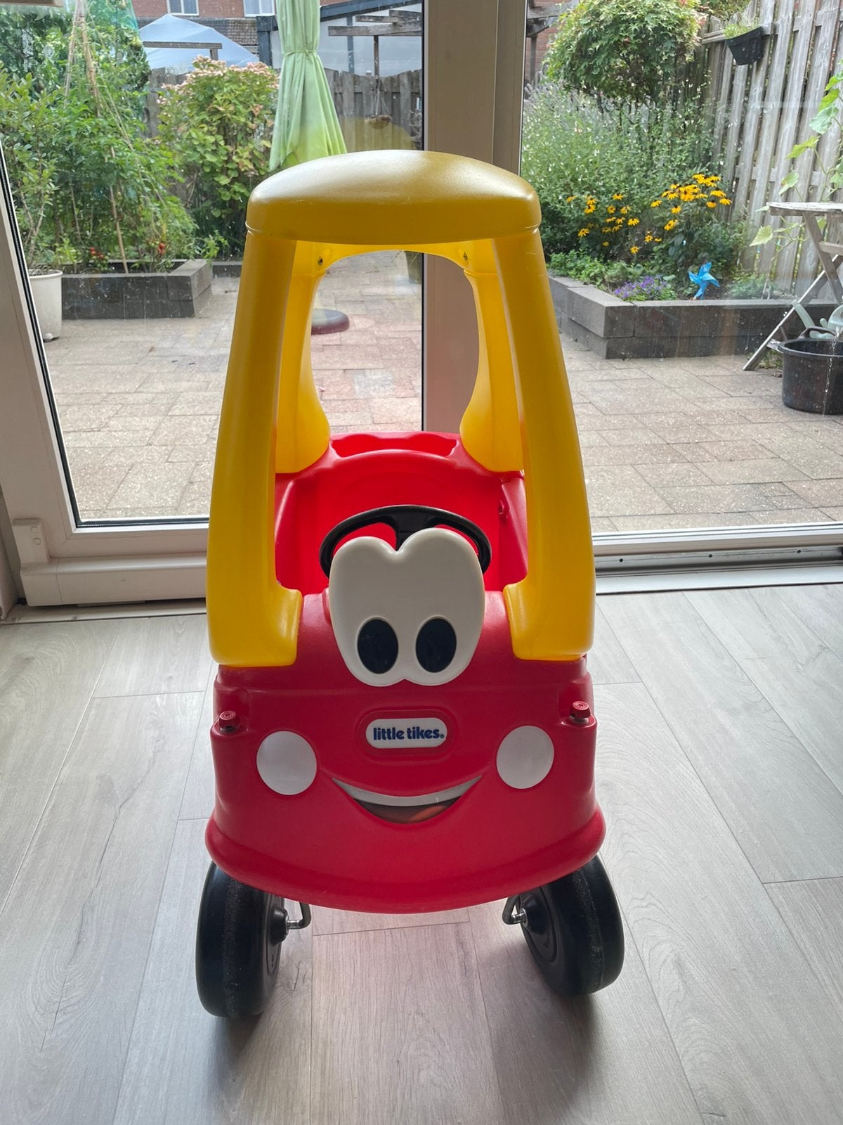 Little Tikes cozy coupe loopwagen auto incl plank, Ophalen, Gebruikt