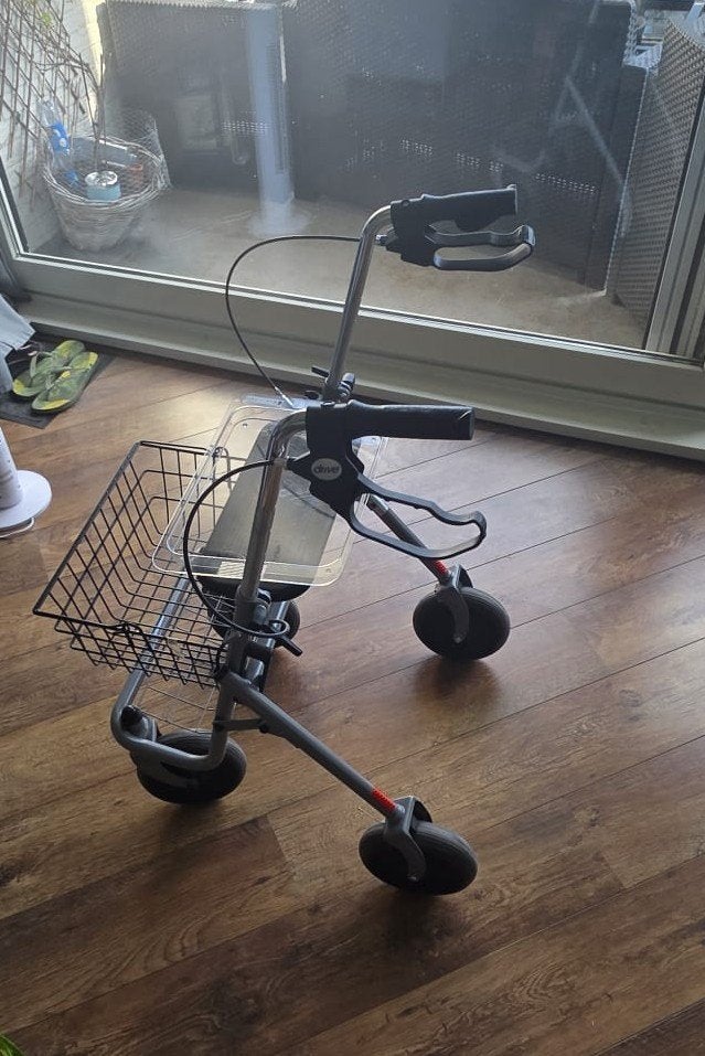 Rollator als nieuw, Ophalen, Opvouwbaar, Zo goed als nieuw