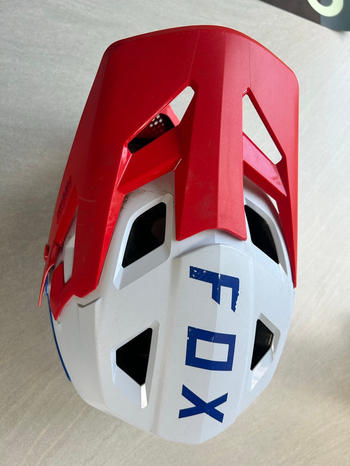 Fox Rampage Fullface Helm - Wit/Rood/Blauw - Maat YL, Fietsen en Brommers, Fietsaccessoires | Fietshelmen, Ophalen of Verzenden