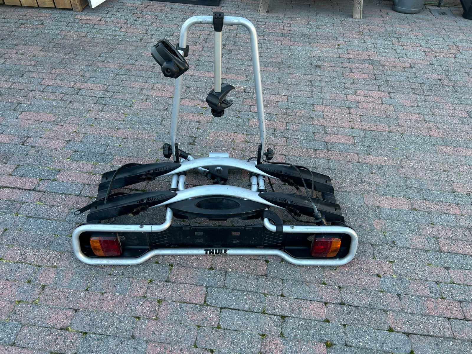 Thule fietsendrager voor trekhaak - Kantelbaar, Ophalen, Gebruikt, 2 fietsen, Trekhaakdrager