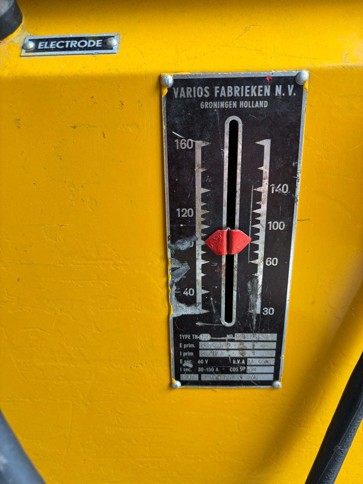 Varios Fabrieken N.V. Elektrode Lasapparaat - Type TK-100, Ophalen, Gebruikt, 150 tot 250 ampère, Elektroden