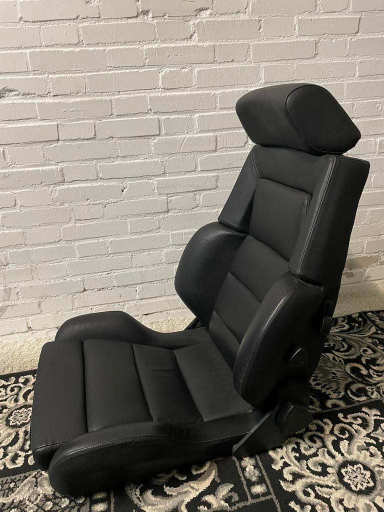 Zwart leren Recaro Classic stoel in zeer goede staat, Auto-onderdelen, Ophalen, Nieuw, Overige automerken
