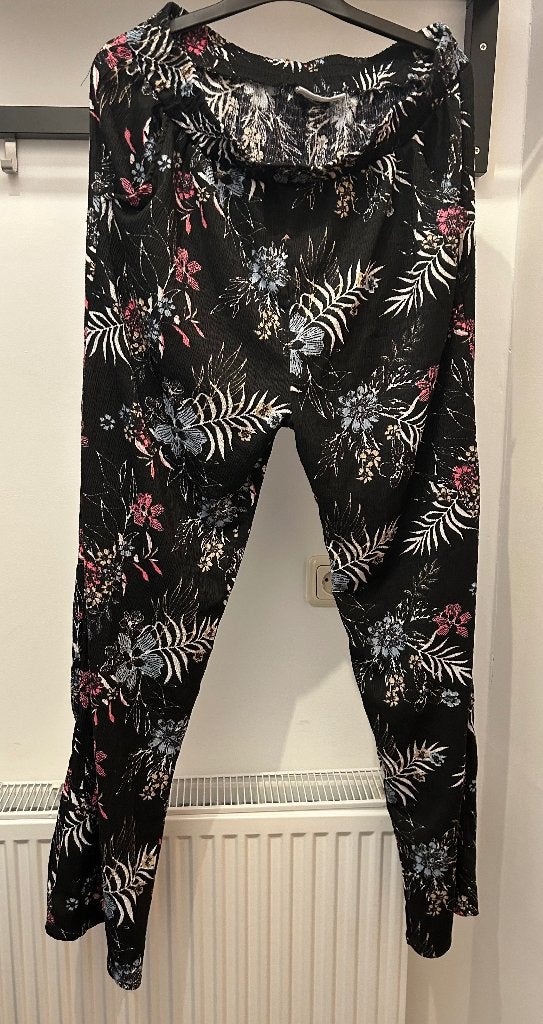 Linnen zomerbroek, Kleding | Dames, Broeken en Pantalons, Overige kleuren, Maat 42/44 (L), Nieuw, Ophalen of Verzenden