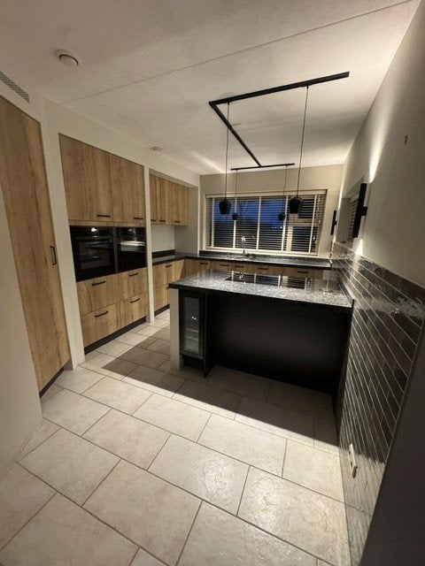 Luxe Ancor Design Keuken 2021 | Bora & Neff | Natuursteen, Ophalen, Overige kleuren, Overige typen, Graniet of Steen