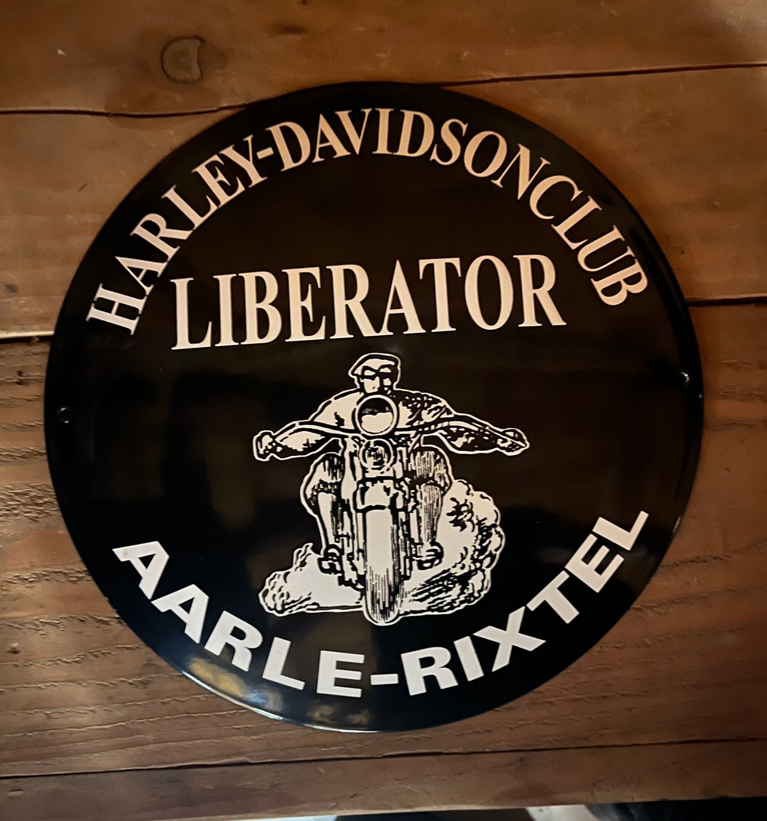 Harley Davidson emaille bord, Ophalen