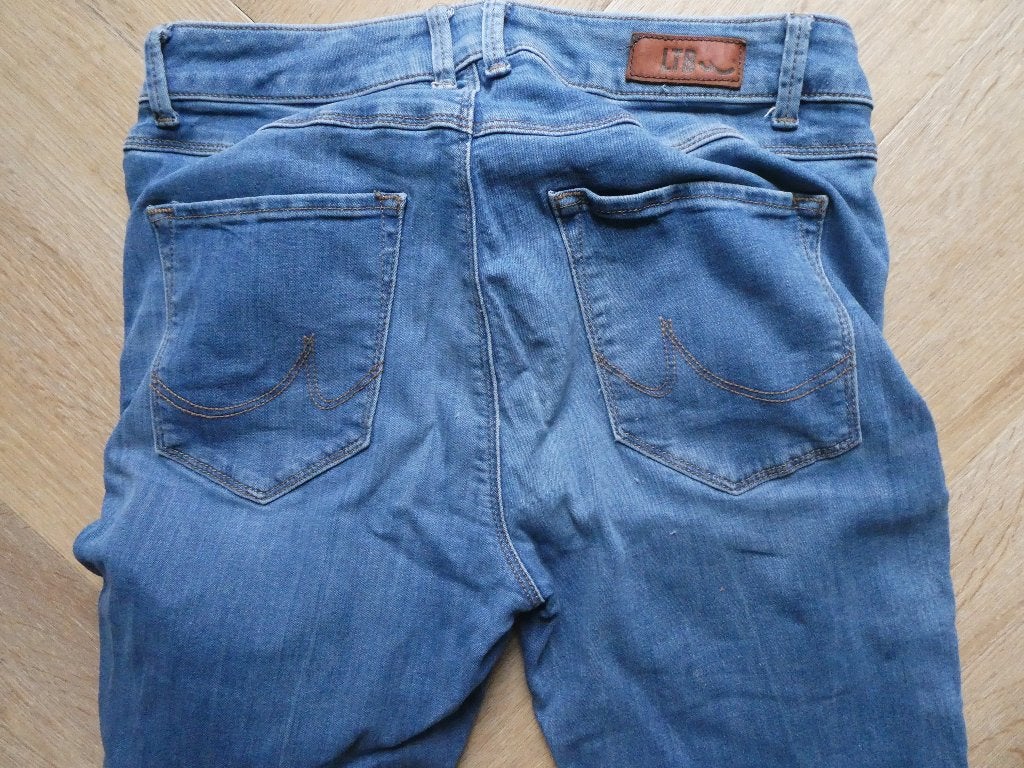 LTB Daisy, High Waist, Slim spijkerbroek maat 31-32, Blauw, Ophalen of Verzenden, Zo goed als nieuw, LTB