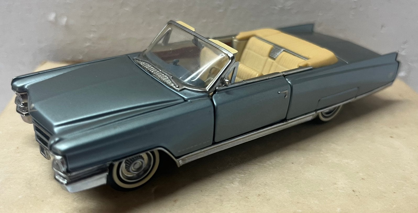 1:43 Franklin Mint , Cadillac Eldorado Cabriolet 1963., Ophalen of Verzenden, Zo goed als nieuw, Auto, Overige merken
