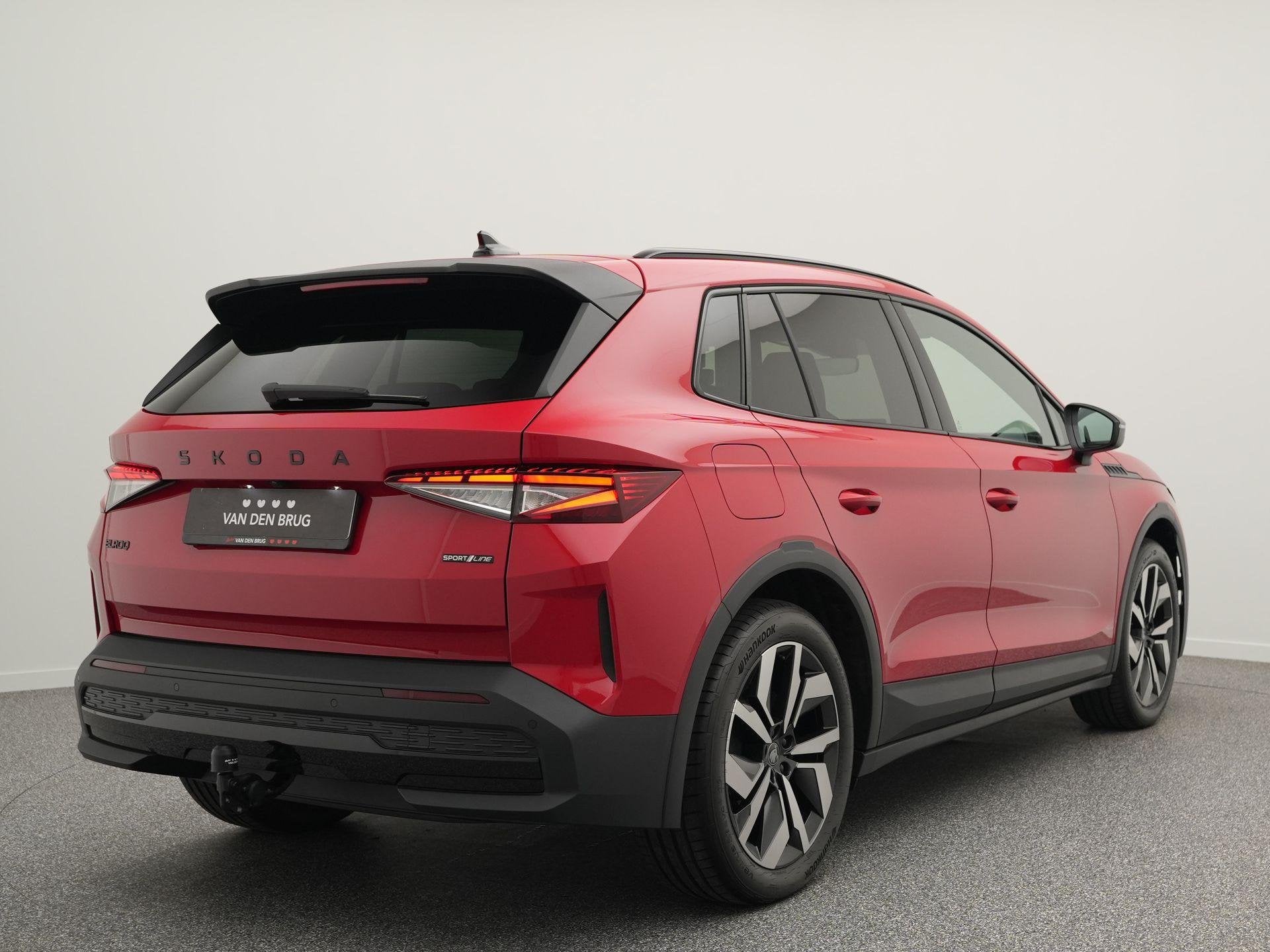 Skoda Elroq 60 Sportline | Trekhaak | SOH 100% | Warmtepomp, Auto's, Automaat, Achterwielaandrijving, Gebruikt, 1878 kg