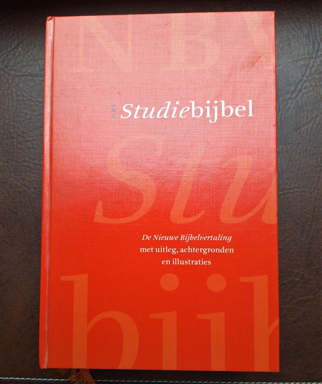 NBV Studiebijbel - De Nieuwe Bijbelvertaling, Ophalen of Verzenden, Gelezen, Onbekend, Christendom | Katholiek