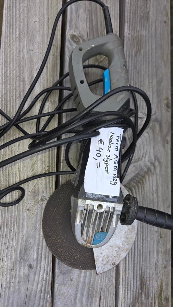 Ferm AGM 1029 haakse slijper, Doe-het-zelf en Verbouw, Gereedschap | Slijpmachines, Ophalen of Verzenden, Minder dan 700 watt