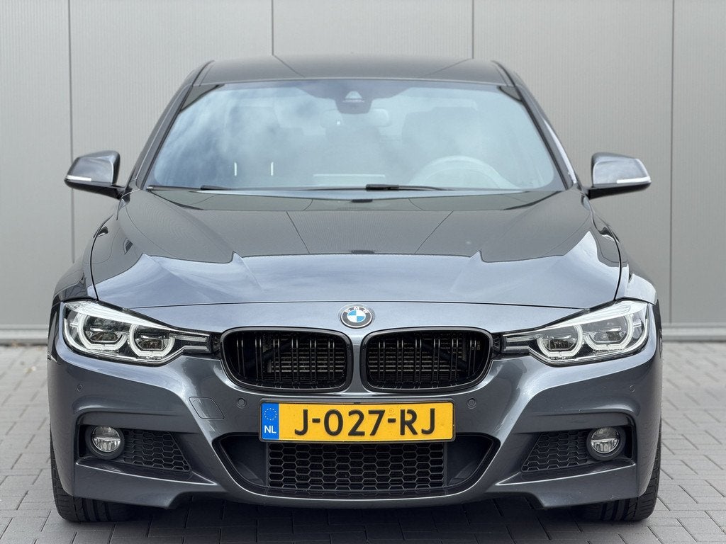 BMW 3-serie 330e M Sport High Executive | Harman Kardon | 19, Auto's, BMW, Automaat, 1998 cc, Achterwielaandrijving, Gebruikt