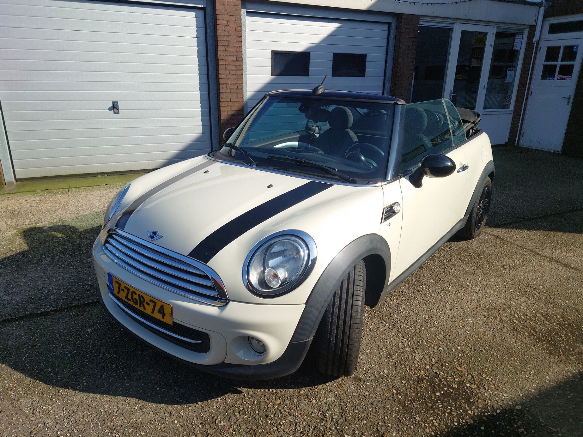 Mini Mini Cabrio 1.6 Cooper Pepper, Airco, Elektrische dak,, Auto's, Dealer onderhouden, Stof, Gebruikt, 4 cilinders