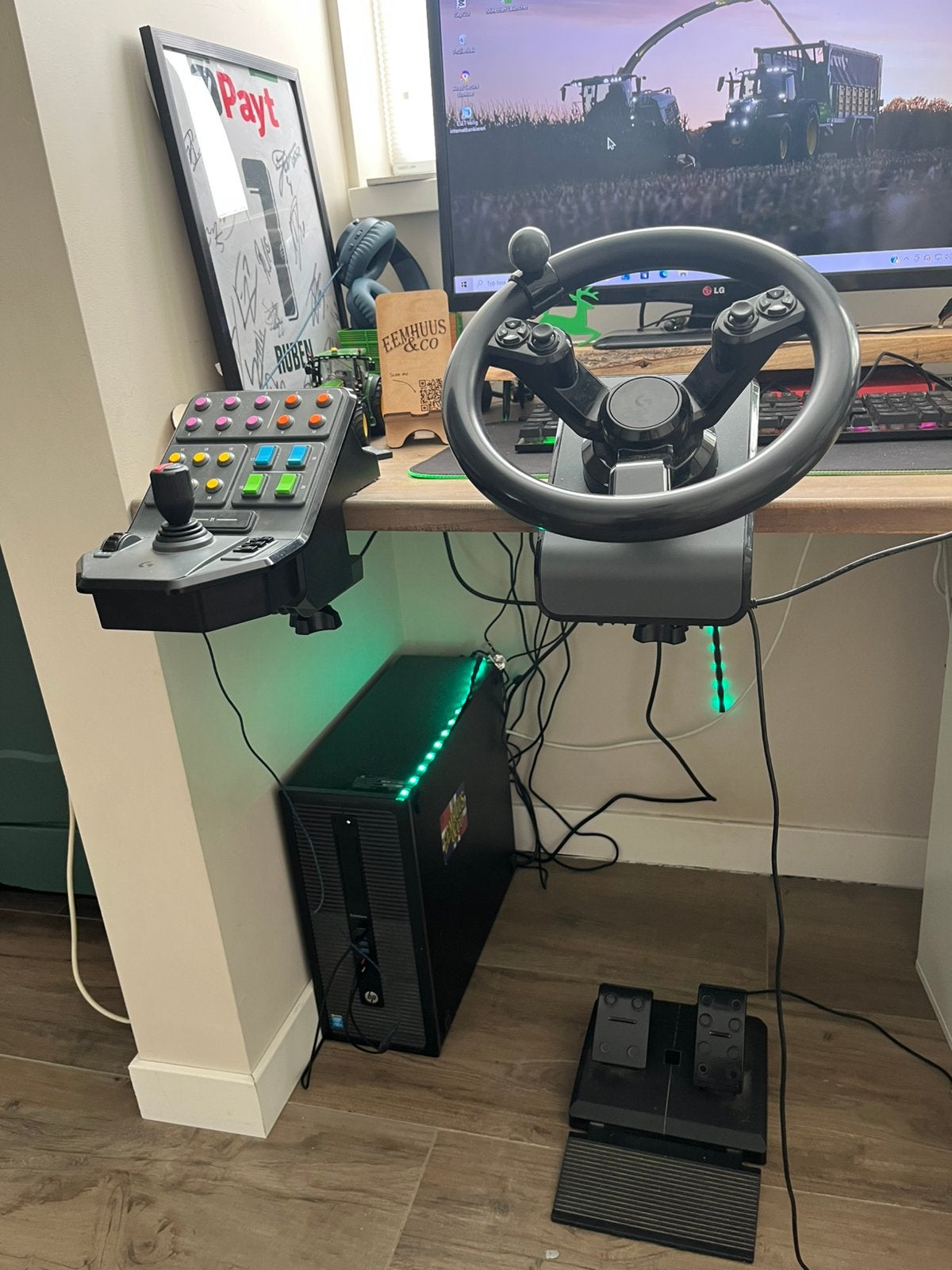 Logitech stuur+knopjespaneel, Ophalen of Verzenden, Zo goed als nieuw