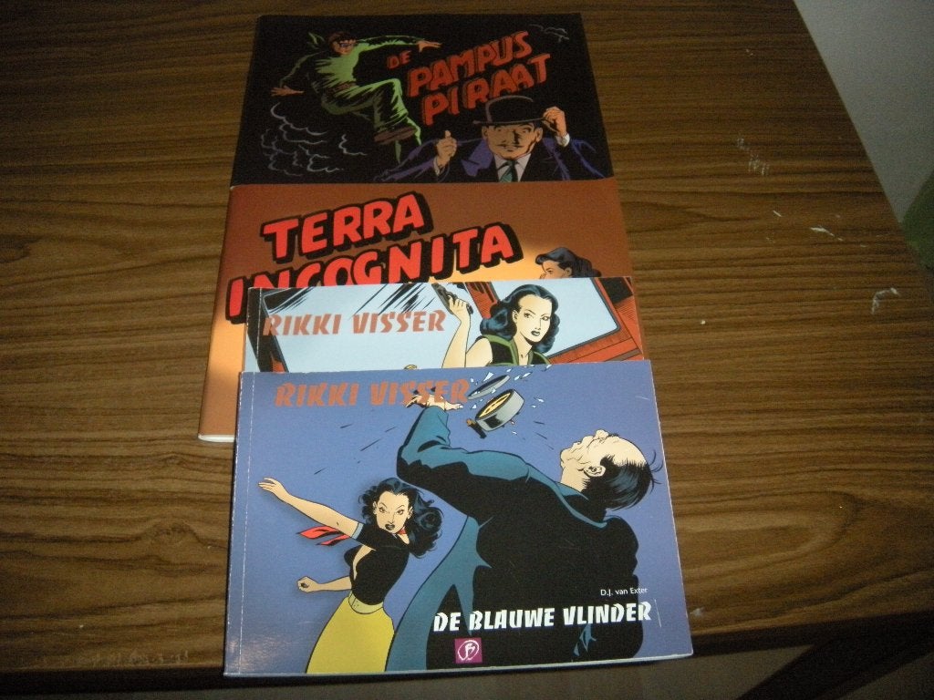 Rikki Visser 4 delen SC, Boeken, Meerdere stripboeken, Ophalen of Verzenden, Zo goed als nieuw