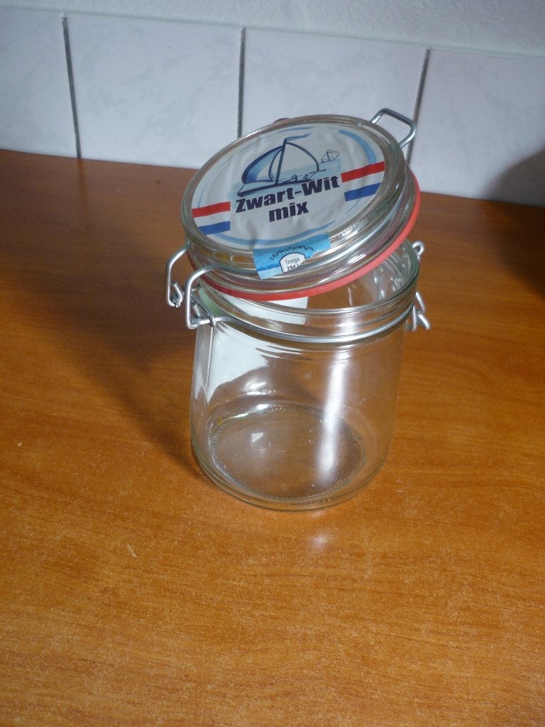 kleine  voorraad pot, Ophalen of Verzenden, Zo goed als nieuw, Overige materialen, Pot, Bus of Blik
