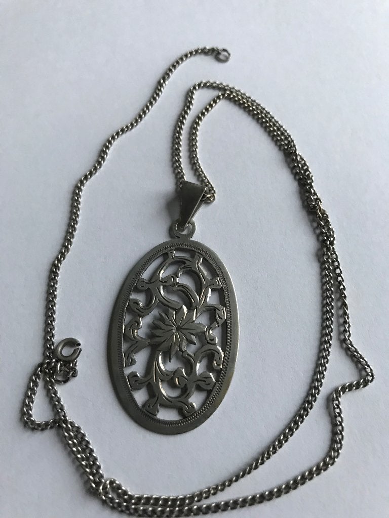 antieke zilveren ketting met hanger, Sieraden, Tassen en Uiterlijk, Antieke sieraden, Ophalen of Verzenden, Zilver, Hanger