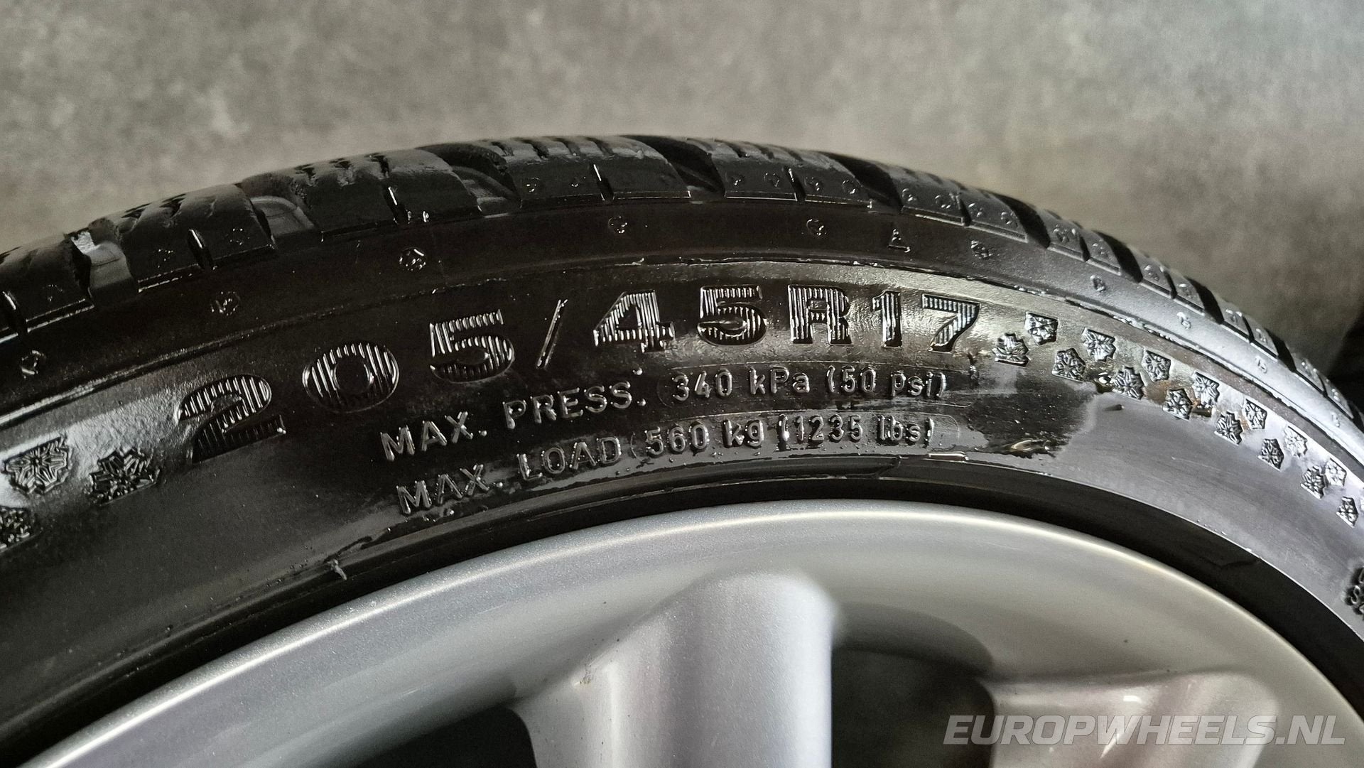 17 inch MINI Cooper F55 F56 F57 velgen winterbanden 499, Gebruikt, -, -, Banden en Velgen