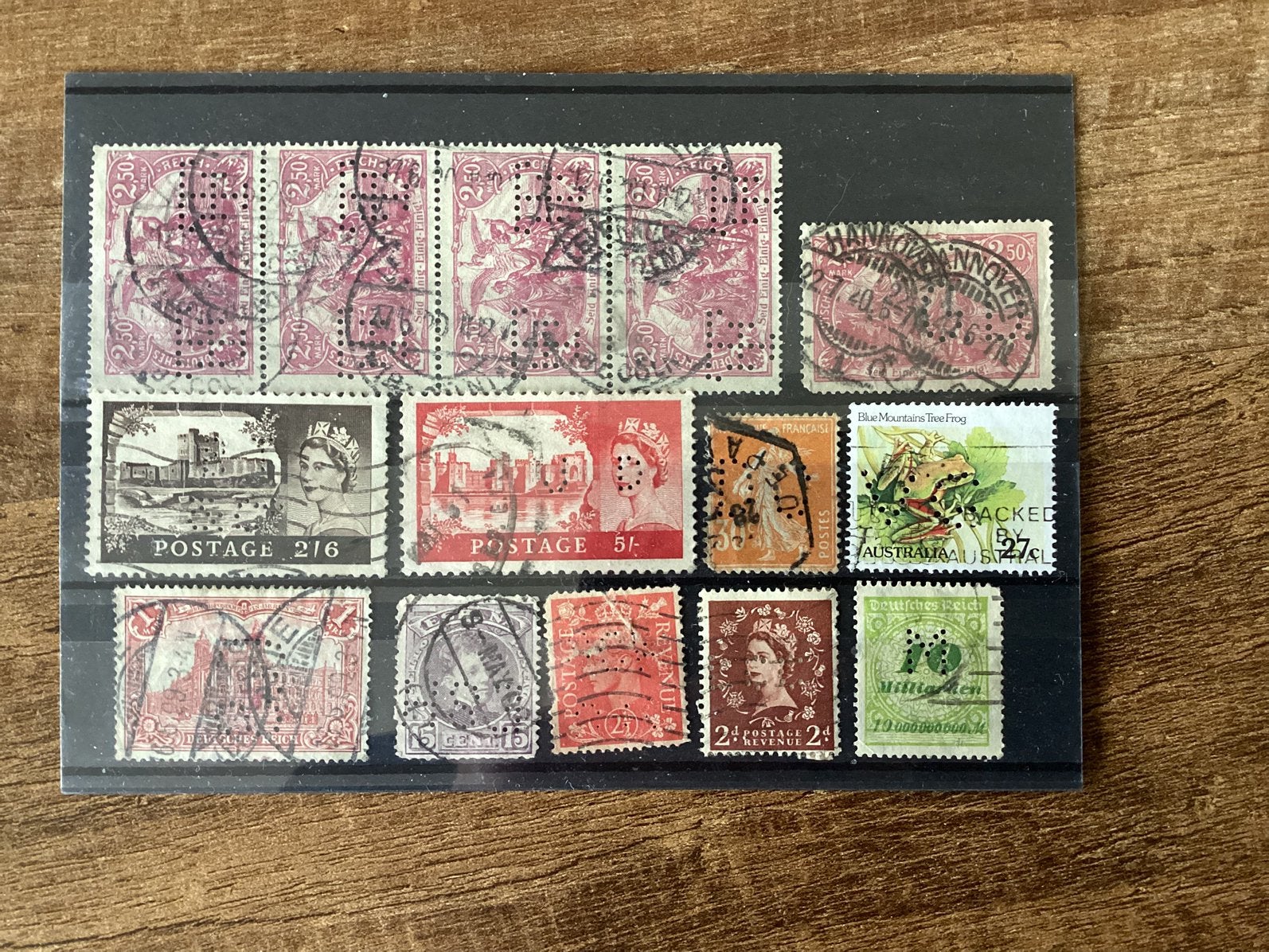 Drie kaartjes perfins, Verzenden, Nederland en Buitenland