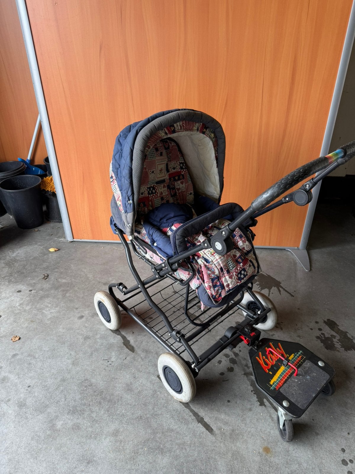Teutonia combi kinderwagen, Zo goed als nieuw, Combiwagen, Verstelbare duwstang, Ophalen