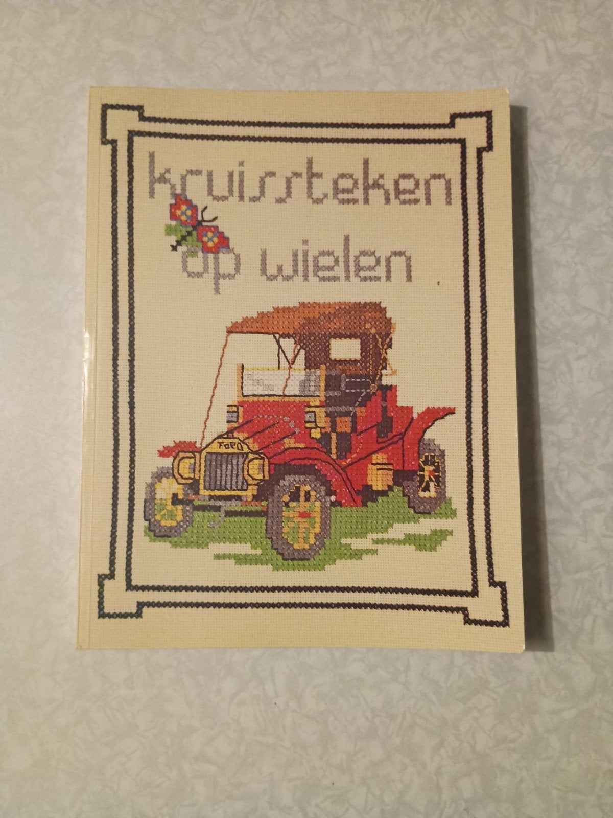 Kruissteken op wielen, Ophalen of Verzenden, Gebruikt, Handborduren, Patroon