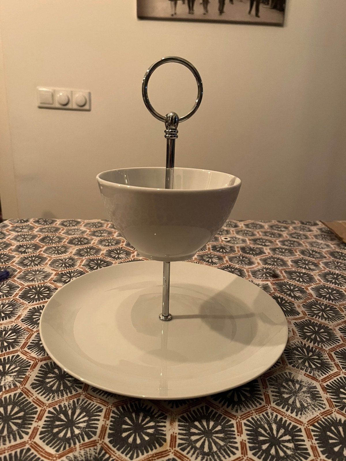 Etagere 2-laags, Huis en Inrichting, Etagère, Demontabel, Ophalen of Verzenden, Zo goed als nieuw