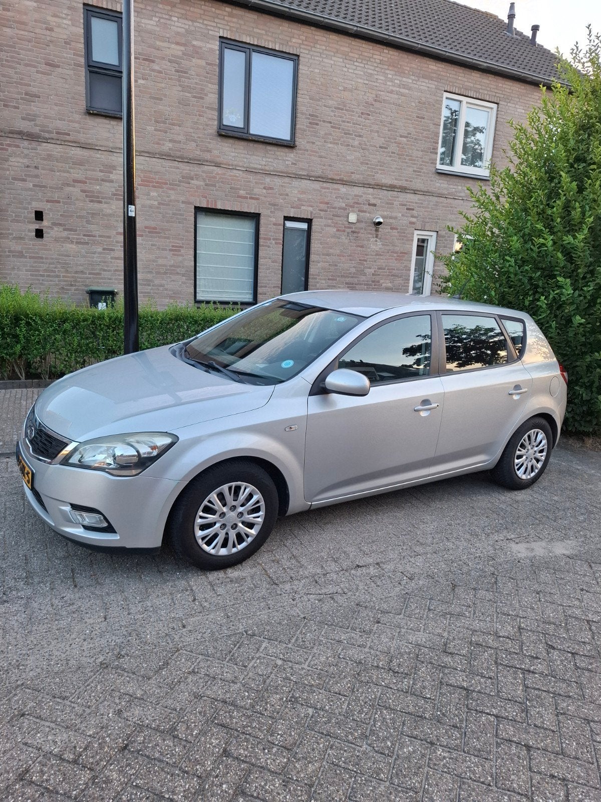 Kia (Pro) Cee d 1.4 Cvvt 2011 Grijs, Auto's, 4 cilinders, 1396 cc, Origineel Nederlands, 1200 kg