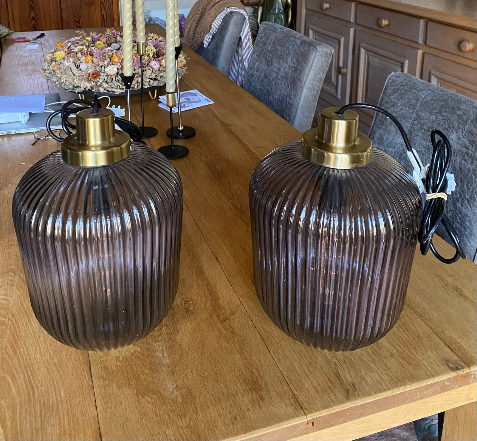 Set van 2 glazen hanglampen - modern design, Ophalen of Verzenden, Zo goed als nieuw, Glas, E27 (groot)