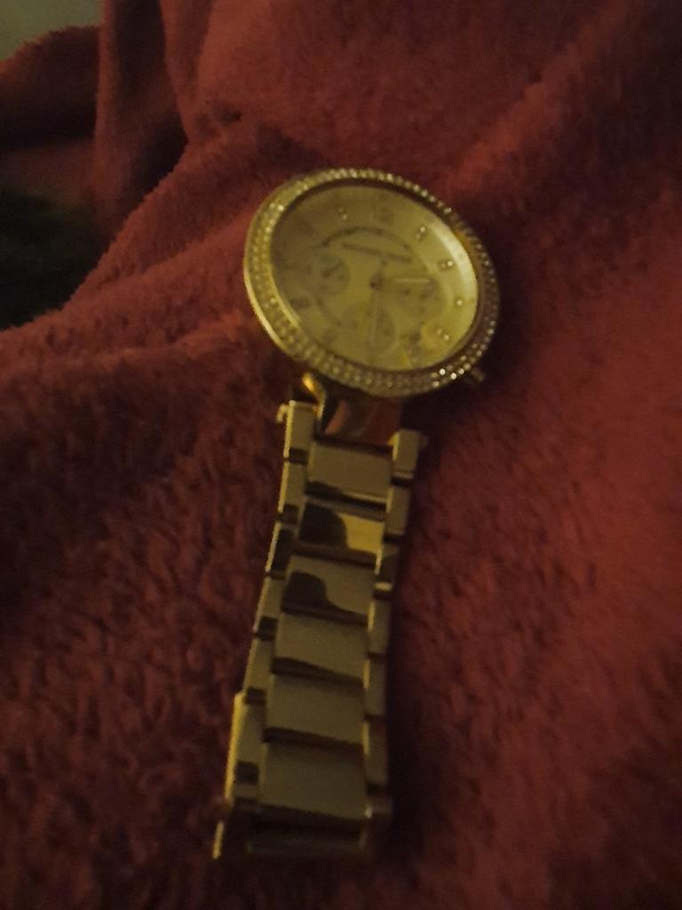 0687566232, Ophalen, Goud