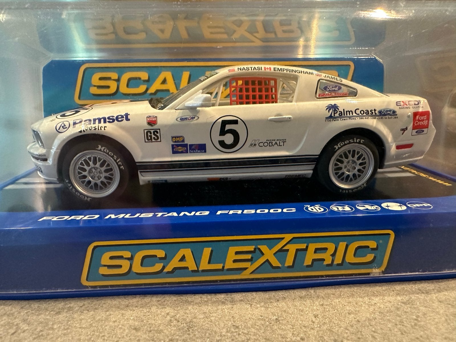 Scalextric Ford Mustang FR500C - nieuw, Overige merken, Auto, 1:32 tot 1:50, Nieuw