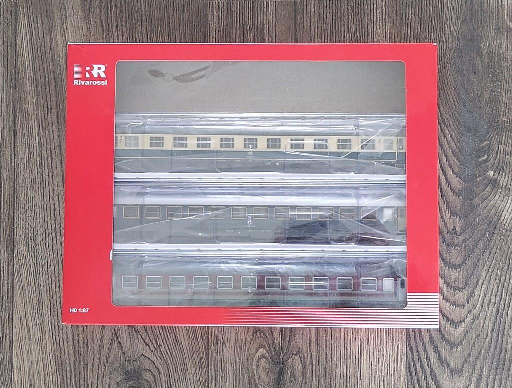 Rivarossi HR4374 - set Italië - Holland Express (2), Gelijkstroom, Analoog, Ophalen, Overige merken