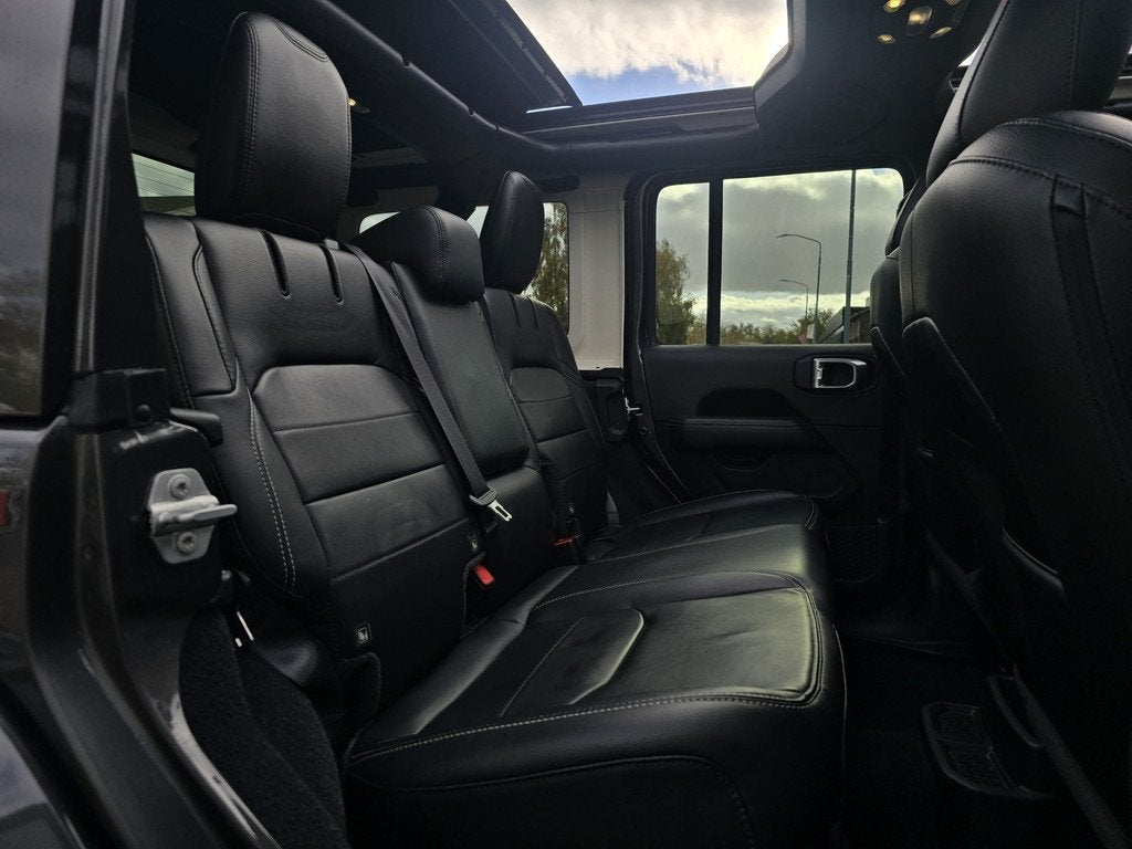 Jeep Wrangler Unlimited 4xe 380 Sahara Sky One-Touch Power T, Automatische klimaatregeling, 1995 cc, Zwart, 4 cilinders