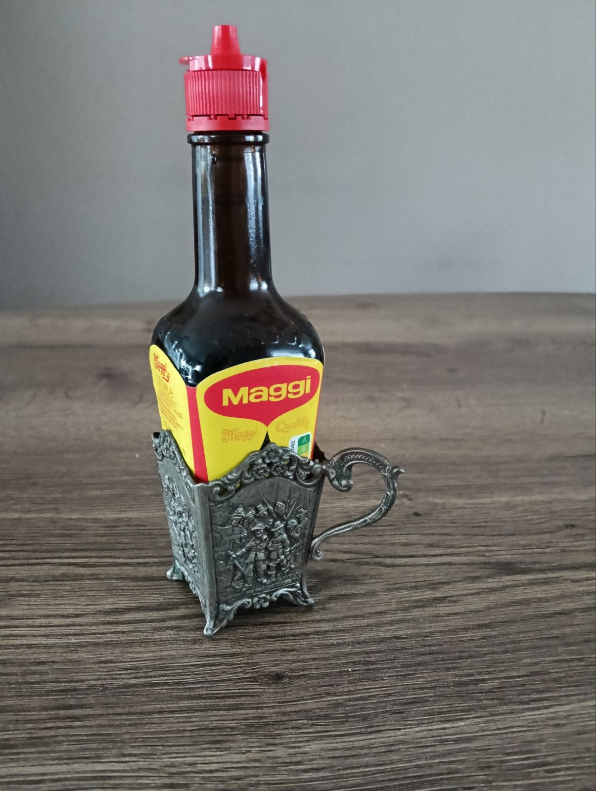 Verzilverd houder voor maggiflesjes, Ophalen of Verzenden