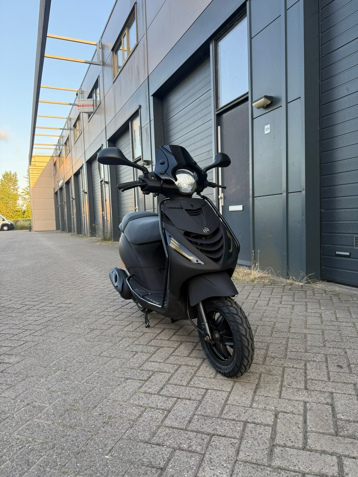 Piaggio Zip Mat Zwart 2016 Brom 45Km Full Option, Ophalen, Zo goed als nieuw, Benzine, Zip