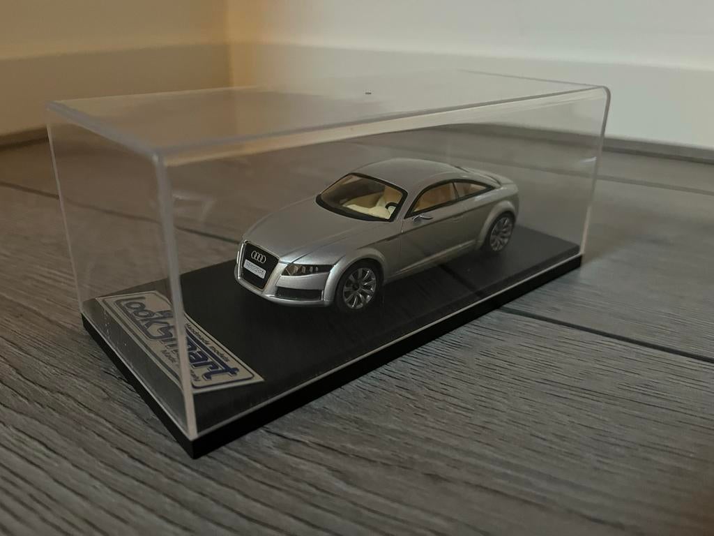 1:43 Audi Nuvolari Quattro Looksmart model, Ophalen of Verzenden, Zo goed als nieuw, Auto, Overige merken