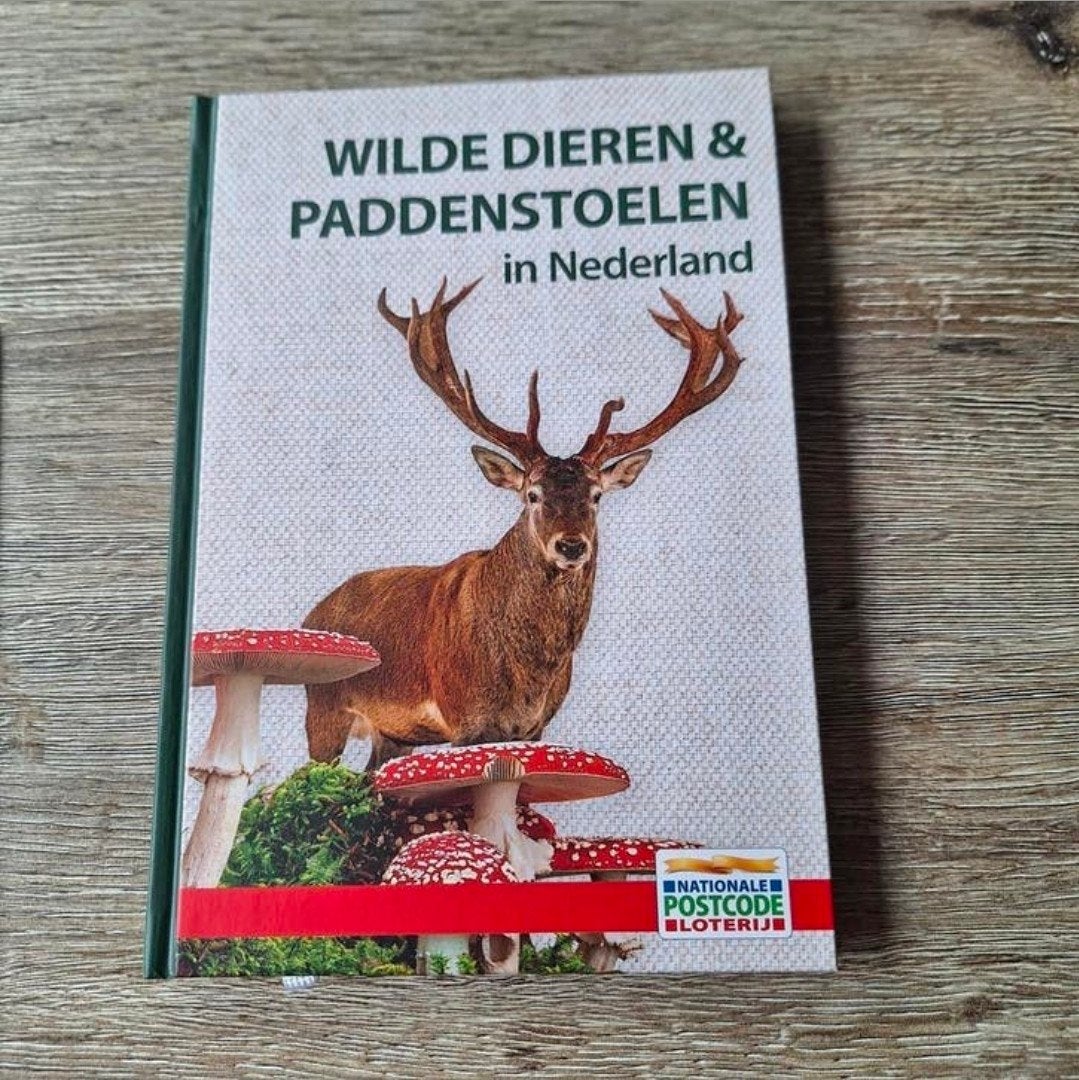 wilde dieren en paddenstoelen in Nederland met veldgids, Ophalen of Verzenden, Nieuw, Natuur algemeen