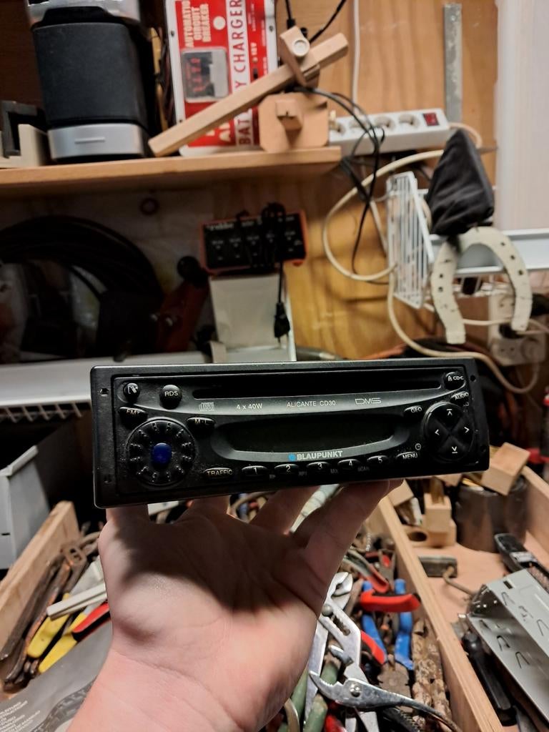 Blaupunkt Autoradio - Werkt goed, Auto diversen, Autoradio's, Ophalen of Verzenden, Gebruikt
