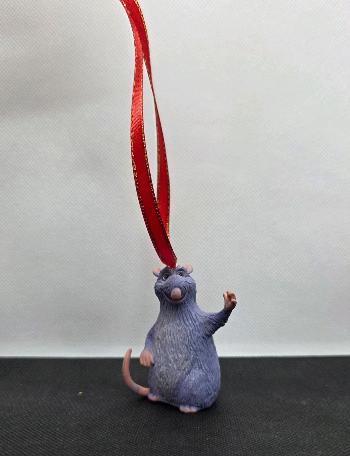 Disney Ratatouille Django kerst ornament hanger kerstbal, Verzamelen, Disney, Ophalen of Verzenden, Nieuw