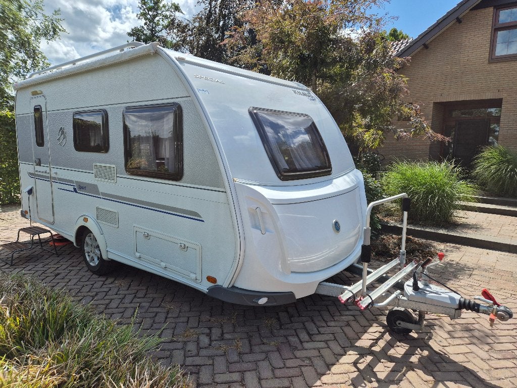 Knaus Sport Special 420QD 2012 UITSTEKENDE staat 1e eigenaar, Kachel, Dwarsbed, Treinzit, 750 - 1000 kg