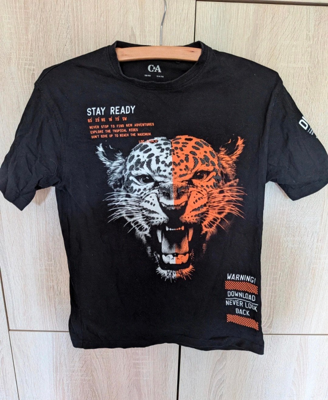 Zwart T‑shirt met tijger afdruk, maat 158/164, C&A, Ophalen of Verzenden, Zo goed als nieuw, Shirt of Longsleeve