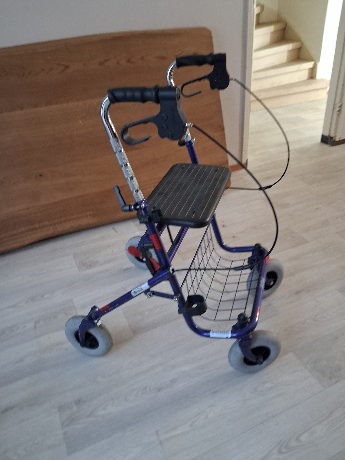 nog een goede rollater, Ophalen, Zo goed als nieuw