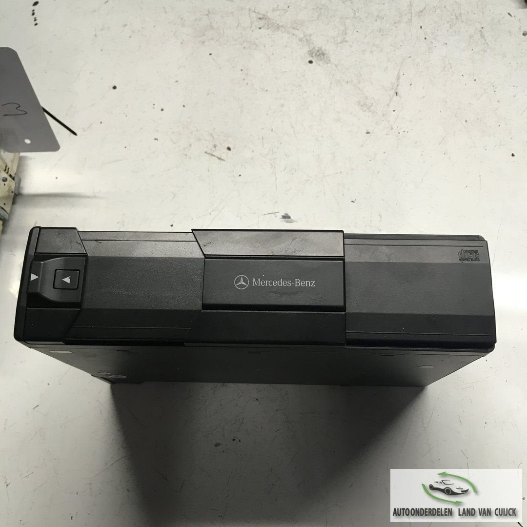 Mercedes S500 2001 25000098 Navigatiesysteem met tv , en ver, Gebruikt, -, -, Ophalen of Verzenden