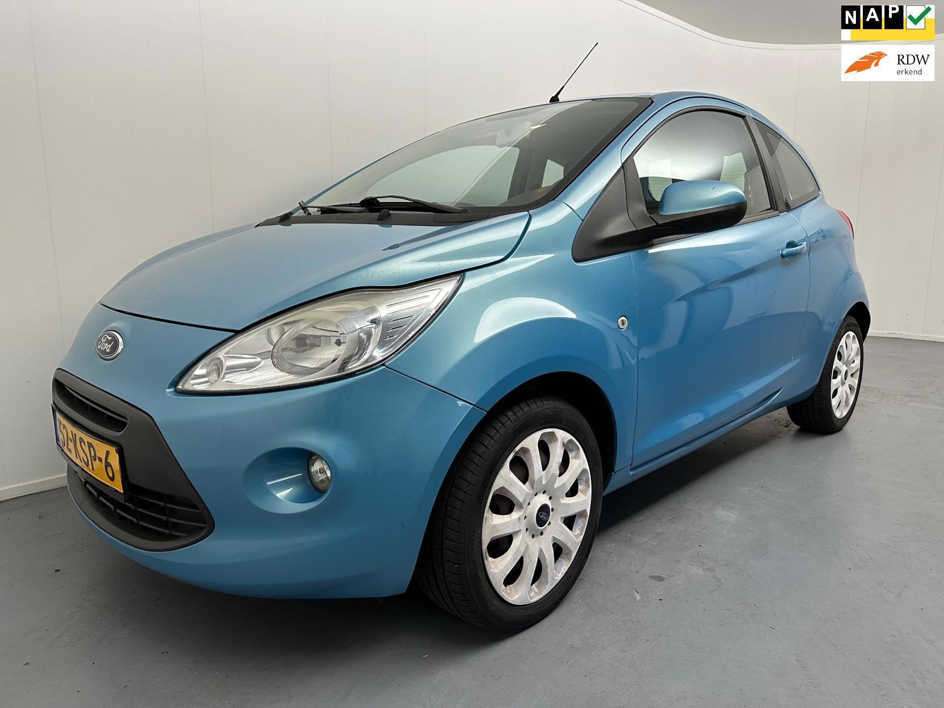 Ford Ka 1.2 Titanium | Airco | el ramen | Nap | nieuwe Apk, Voorwielaandrijving, Gebruikt, 1242 cc, 4 cilinders