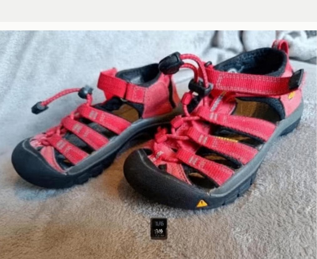 Keen sandalen maat 29 (18cm) waterproof, Kinderen en Baby's, Kinderkleding | Schoenen en Sokken, Gebruikt, Meisje, Overige typen