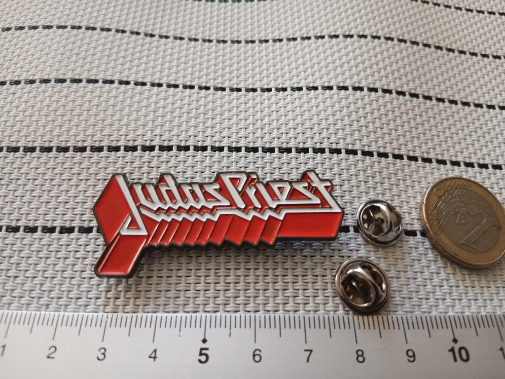 Judas Priest leuke  nieuwe pin badge speld n5 metal, Ophalen of Verzenden, Nieuw, Overige typen